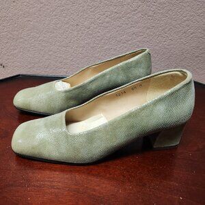 Green Leather Heels -Size 6.5